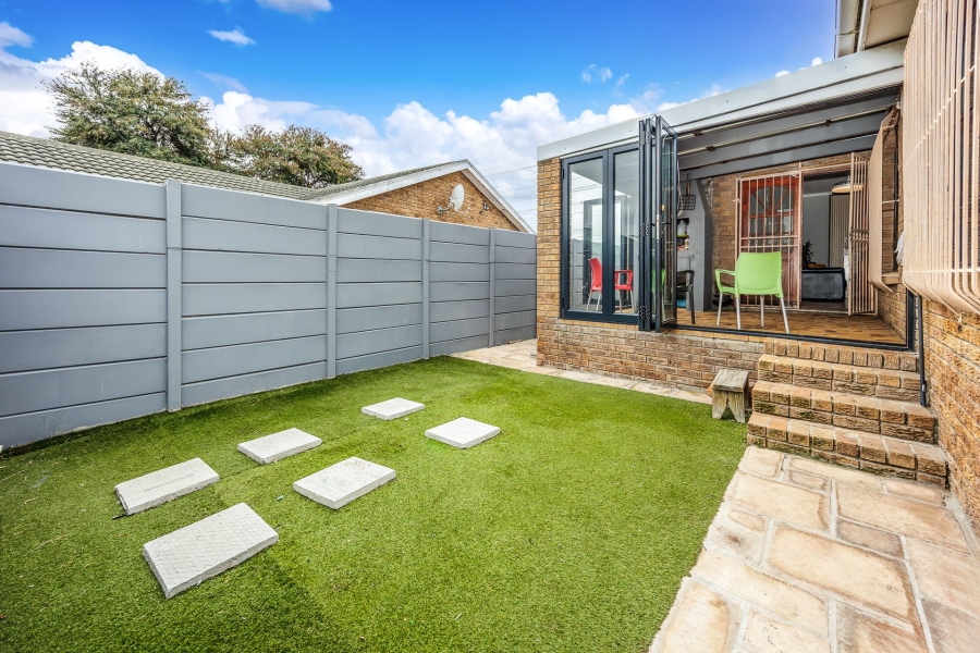 3 Bedroom Property for Sale in Rouxville Western Cape